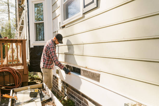 Top rated local Storm Damage Siding Repair specialists in Evanston, IL